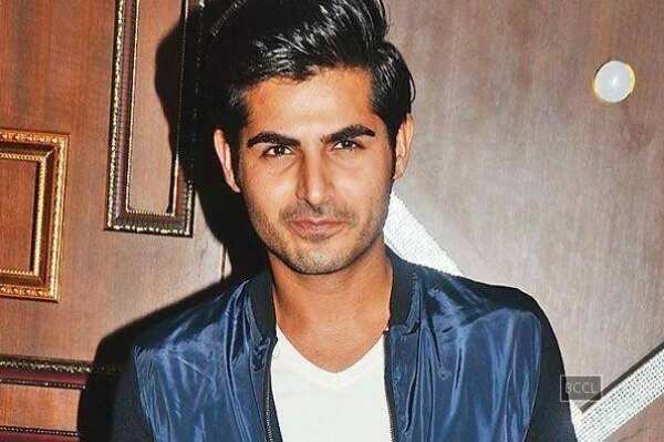 Omkar Kapoor Pictures