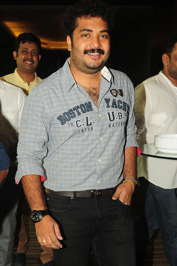 Vinu Mohan Photos