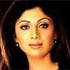 Article image for: <i class="tbold">Shilpa</i> Shetty donates solar lamps in slums