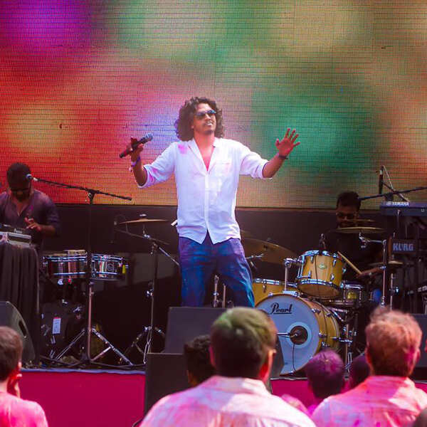 Nakash Aziz Wallpapers