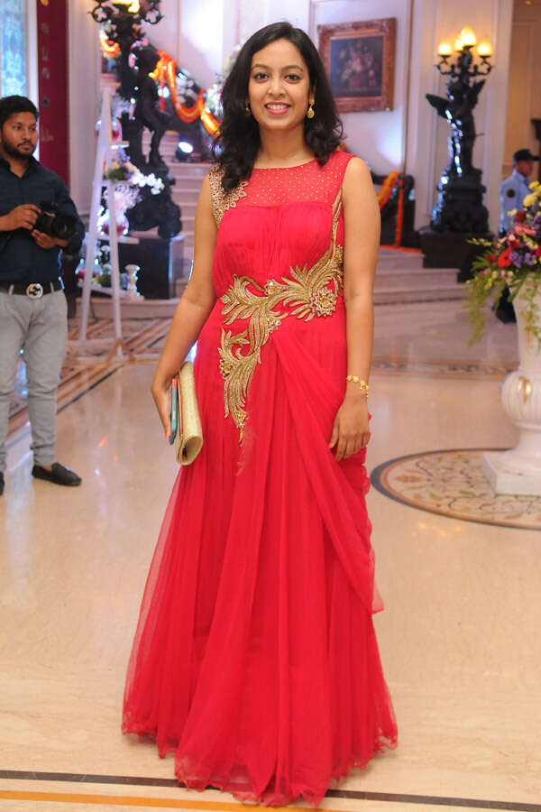 Sushmitha Wallpapers