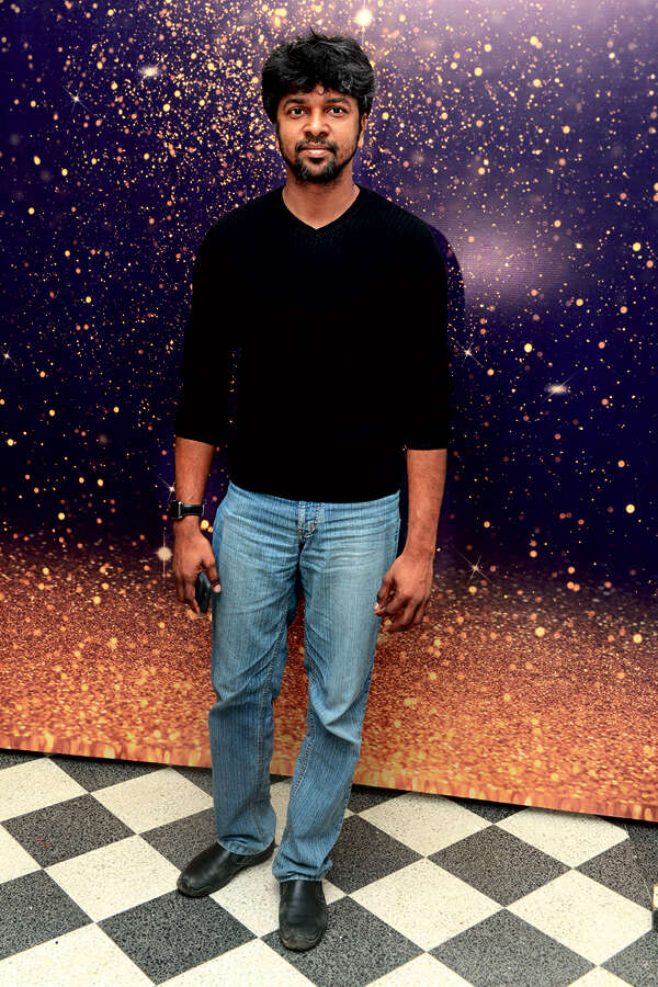 Madhan Karky Pictures