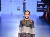 LFW '16 Day 3: Urvashi Kaur
