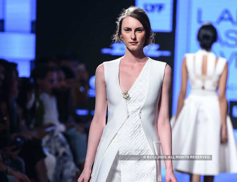 LFW '16 Day 4: Taneya Khanuja