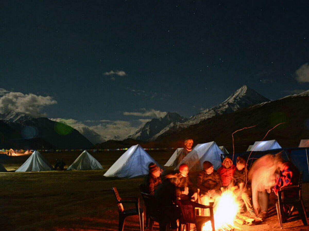 Camping On A Full Moon Night At Chandratal Himachal Pradesh Times Of India Travel