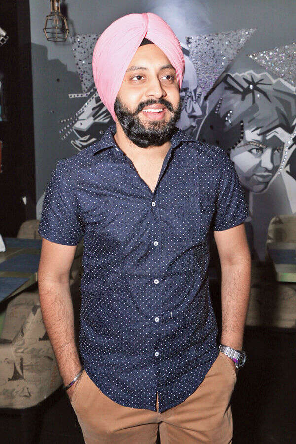 Taran Bajaj Photos