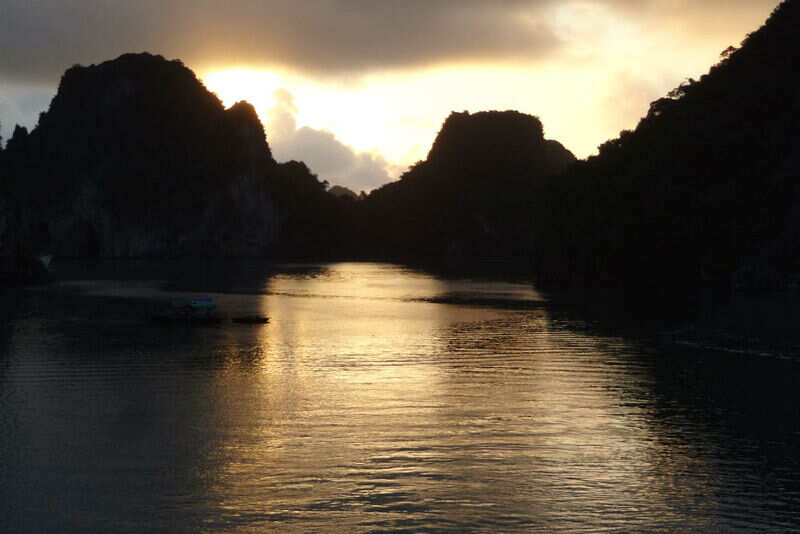 Sun rise over Ha Long Bay