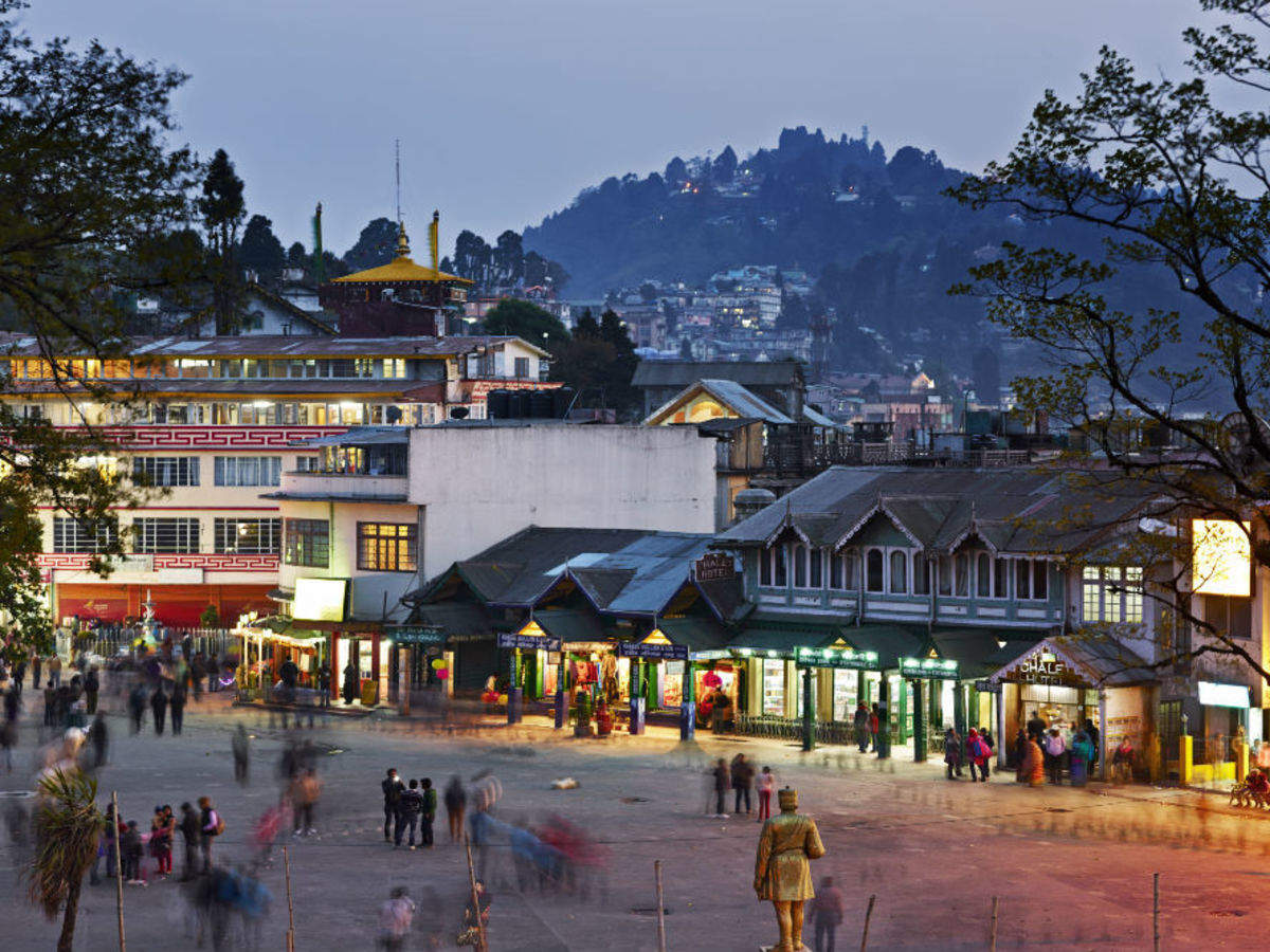 darjeeling-mall-road.jpg