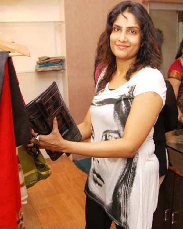 Sirisha Photos