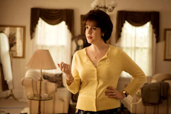 Melanie Lynskey Images