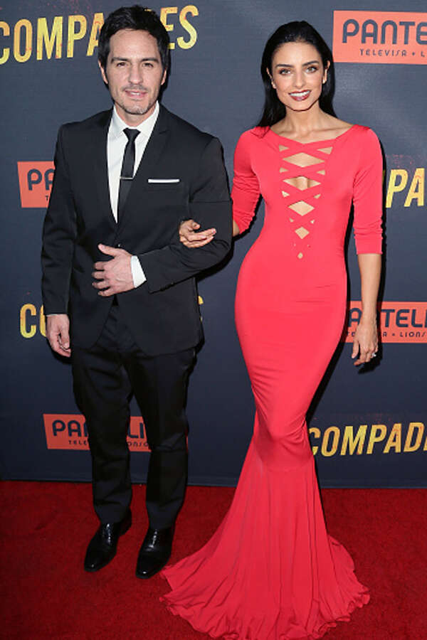 Aislinn Derbez Wallpapers