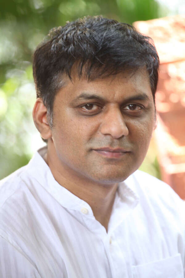 Anoop Seelin Photos