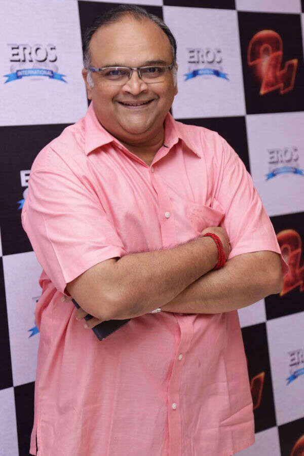Mohan Raman Photos