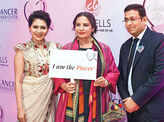 Celebs felicitate real-life heroes