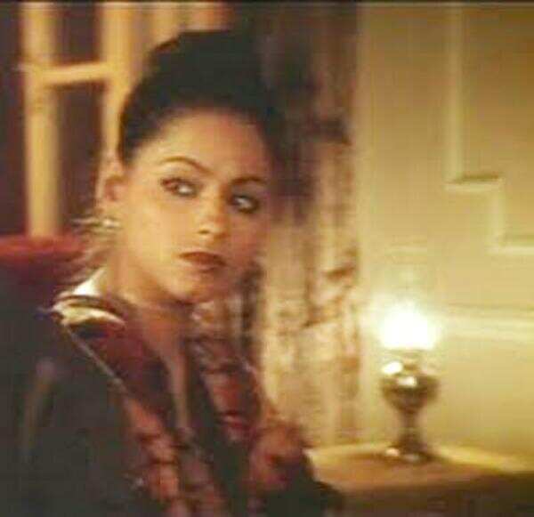 Simple Kapadia Photos