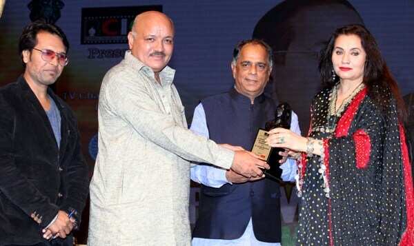 Arun Bakshi Images