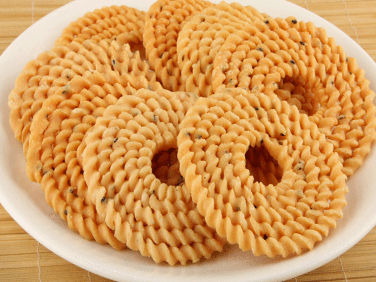 Traditional Murukku Recipe: A Crunchy Delight for Diwali Celebrations