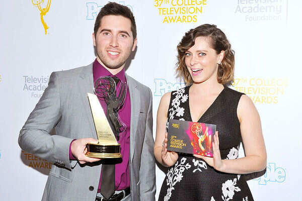 Rachel Bloom Images