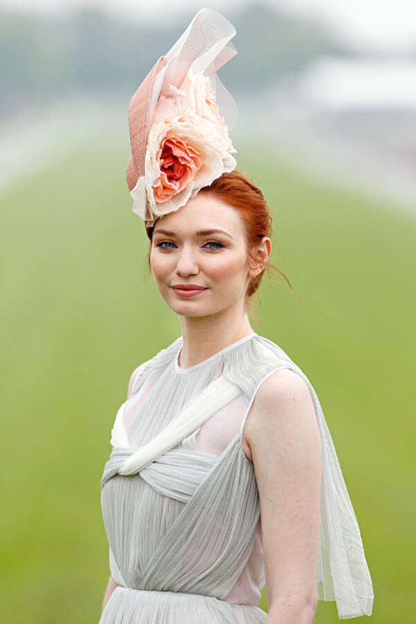 Eleanor Tomlinson Pictures