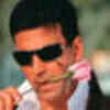 Article image for: Akki is back in laugh riot 'De Dhana Dhan'