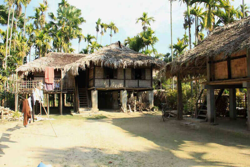 Houses on stilts to keep the flood away