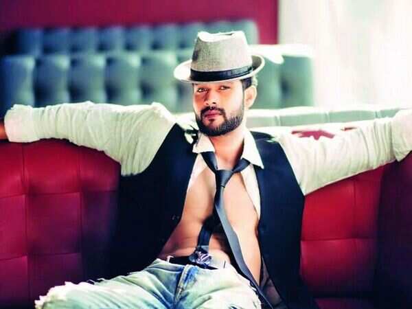 Kabir Duhan Singh Images