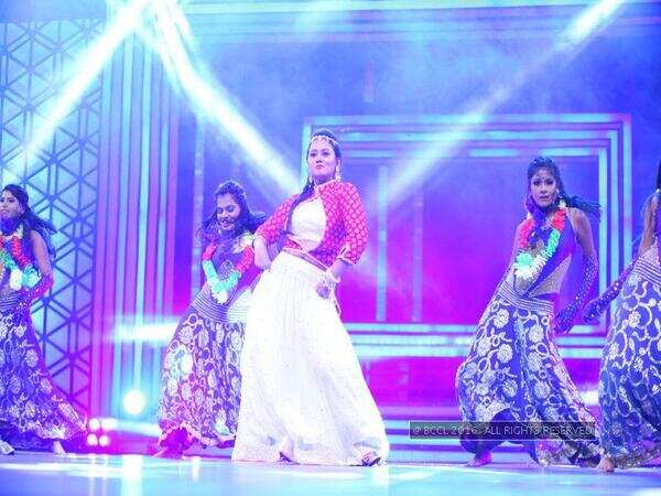 Aparna Vinod Photos