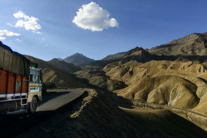 Your comprehensive guide to the Srinagar-Leh road trip