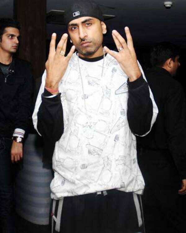 Dr Zeus Photos
