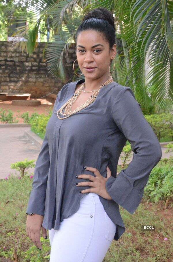 Mumaith Khan