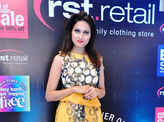 Celebs @ fashion showcase event