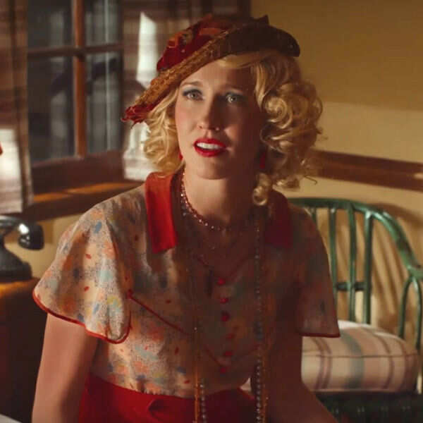 Anna Camp Photos