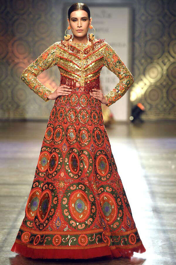Rimple and Harpreet Narula Images