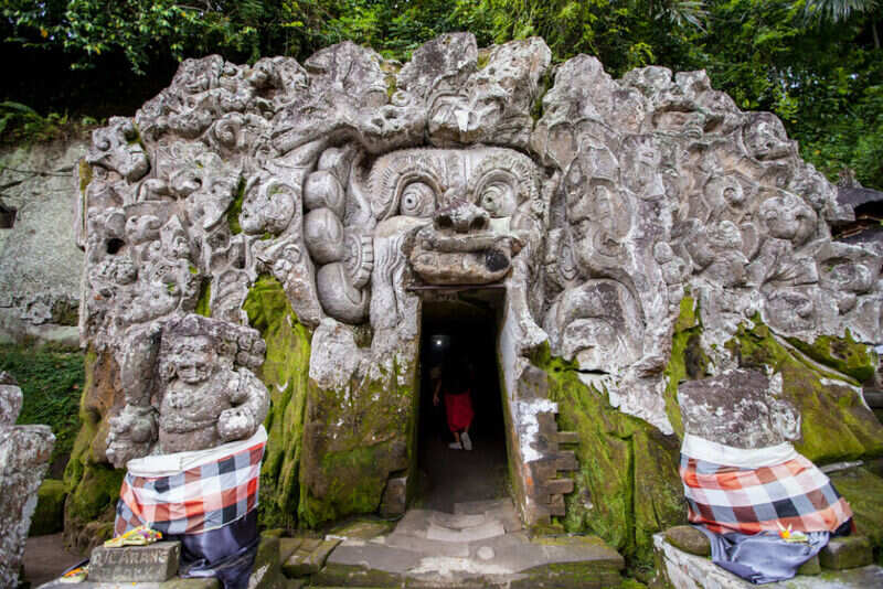 Goa GAJAH Cave