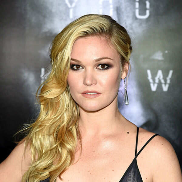 Julia Stiles Photos