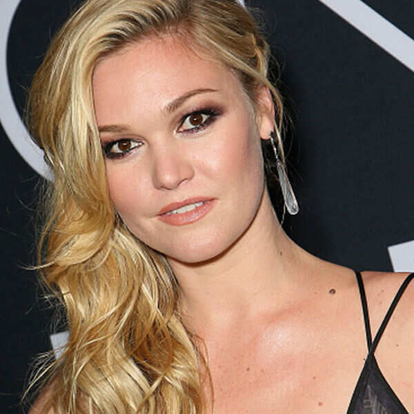 Julia Stiles Images