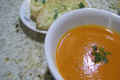 Roasted Red Pepper & Tomato Soup