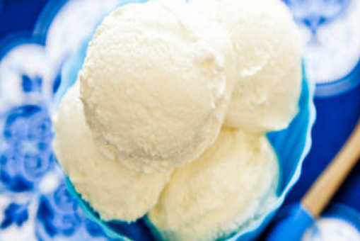 Eggless Vanilla Ice Cream