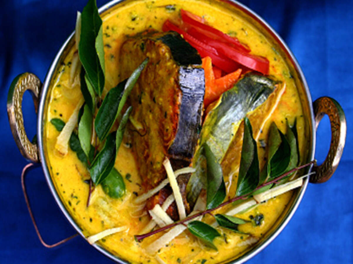Pomfret Moilee Recipe