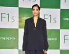 Sonam @ Oppo F1S smartphone Launch