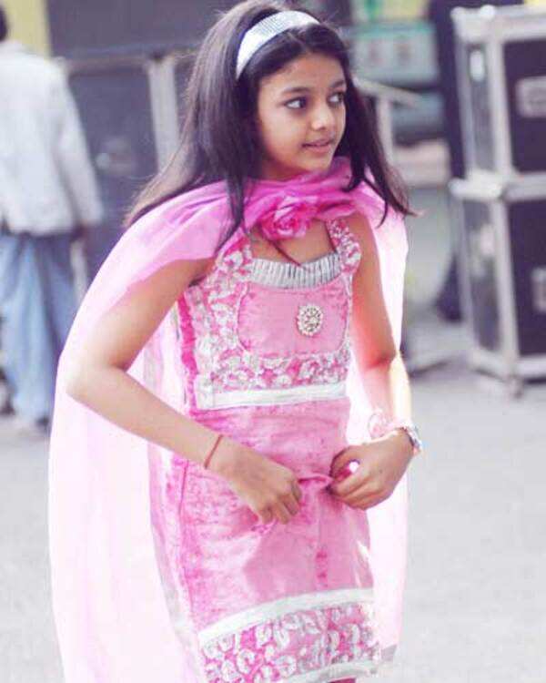 Swini Khara Images