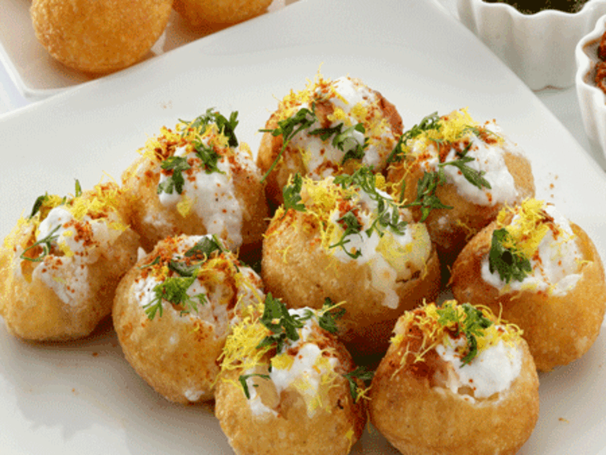 Dahi Batata Puri Recipe