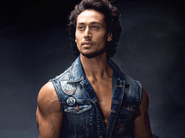 Tiger Shroff Wallpapers