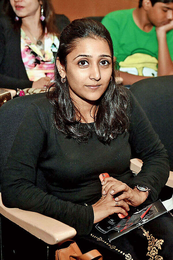 Preetika Chawla Photos