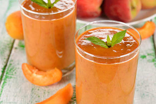 Apricot and Apple Smoothie