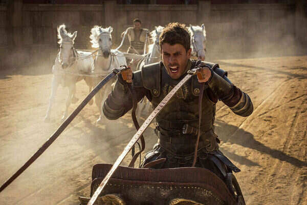 Toby Kebbell Images