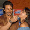 Article image for: Tiger and Jacqueline enjoy kissing in ‘<i class="tbold">a flying jatt</i>’