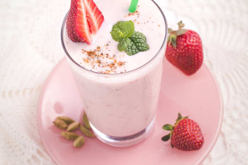 Strawberry and Mint Lassi