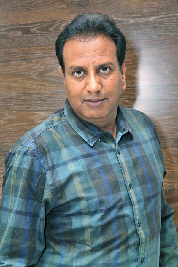 Kewal Garg Photos