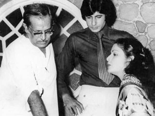 Hrishikesh Mukherjee Photos